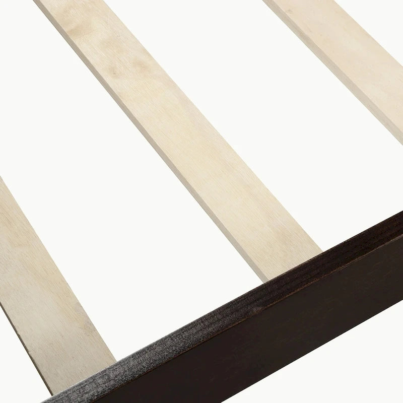 Lit plateforme en bois pleine, grand ou double.