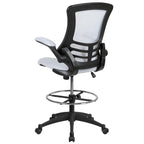 Chaise de bureau ergonomique mi-dossier avec repose-pieds réglable et accoudoirs relevables