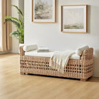 Banc de rangement Abel Boho Coastal en rotin avec design ajouré et pieds en bois massif par HULALA HOME
