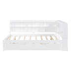 Lit de jour double avec lit gigogne simple, lit de repos avec étagère de rangement et ports de chargement USB