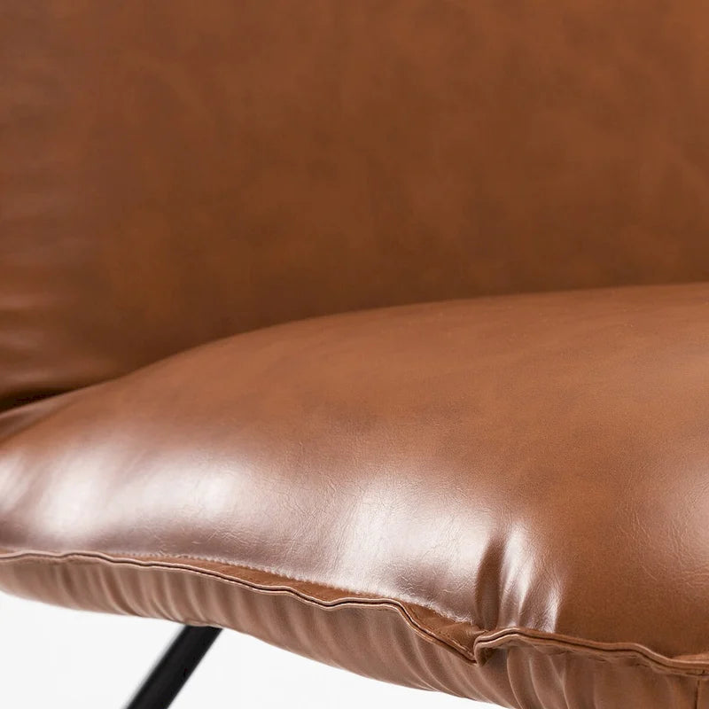 Fauteuil d'appoint en similicuir d'inspiration scandinave LUE BONA avec dossier réglable - 80 H x 56,4 L x 60 P cm
